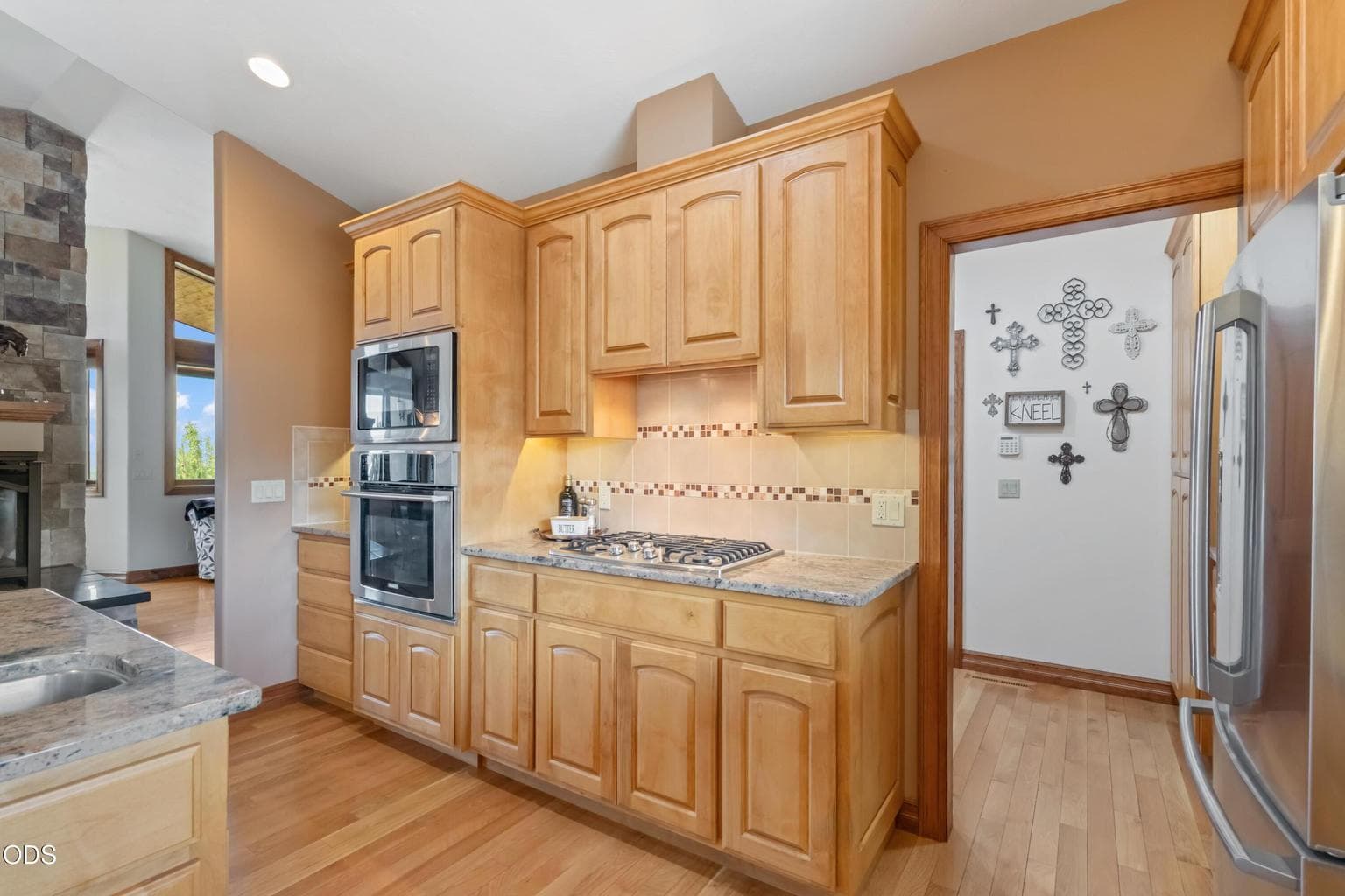 Photo of 373 SE Manzanita Drive 13 of 46