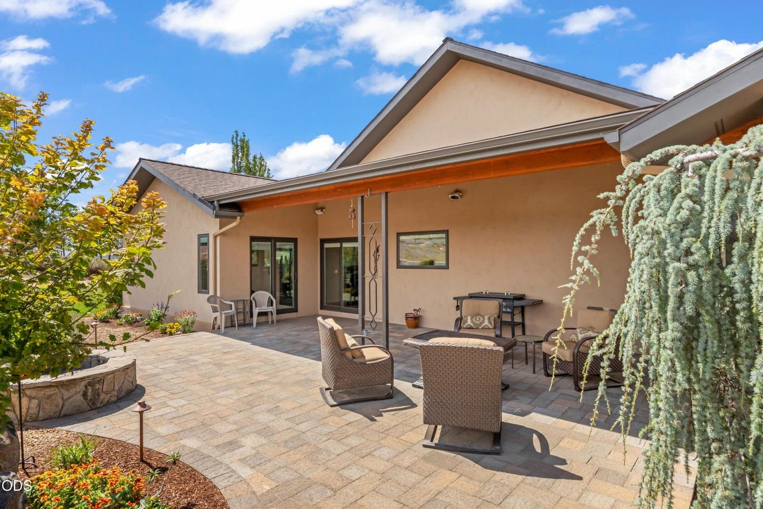Photo of 373 SE Manzanita Drive 34 of 46