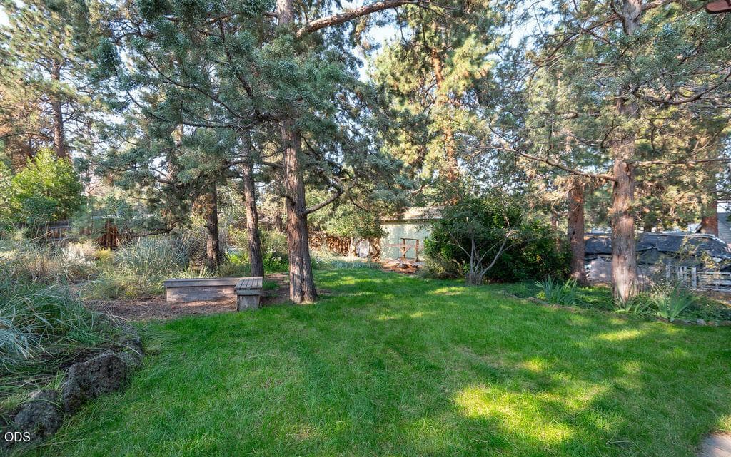Photo of 20941 Desert Woods Drive 28 of 33