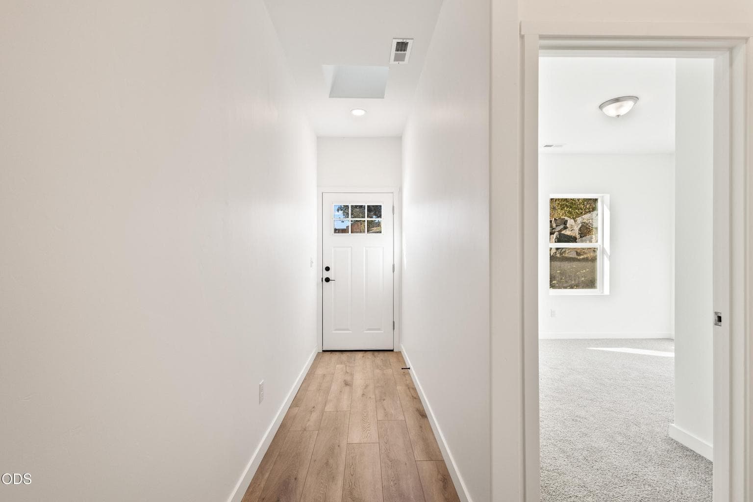 Photo of 137 SE 16th Street 4 of 38