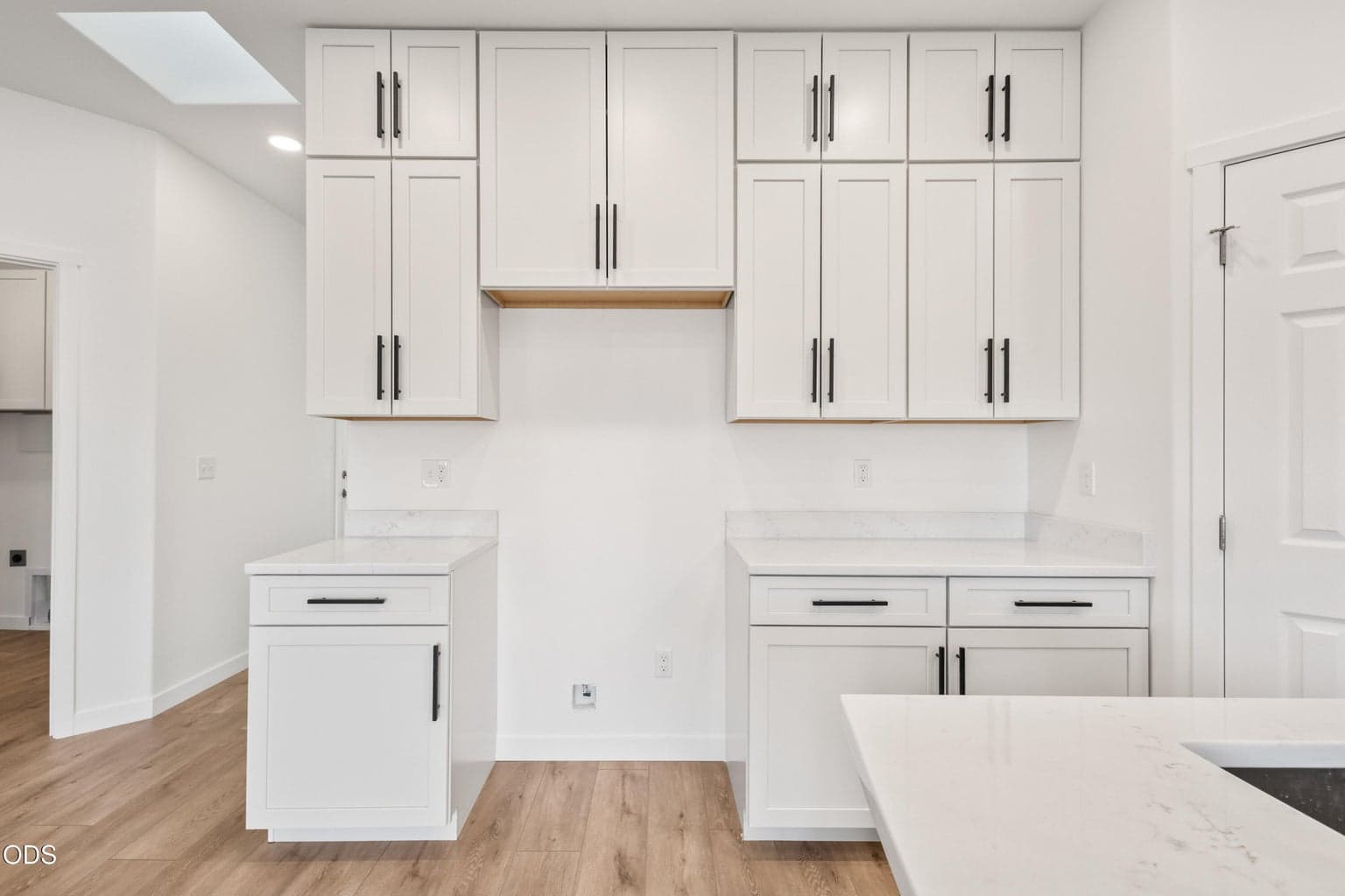 Photo of 137 SE 16th Street 8 of 38