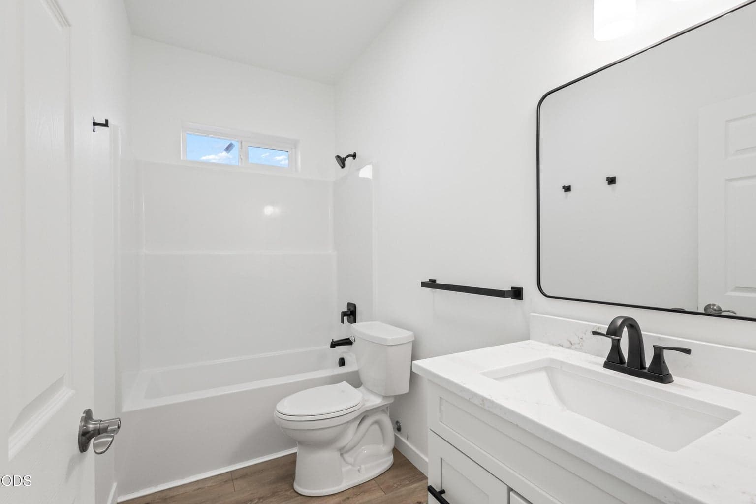 Photo of 137 SE 16th Street 23 of 38
