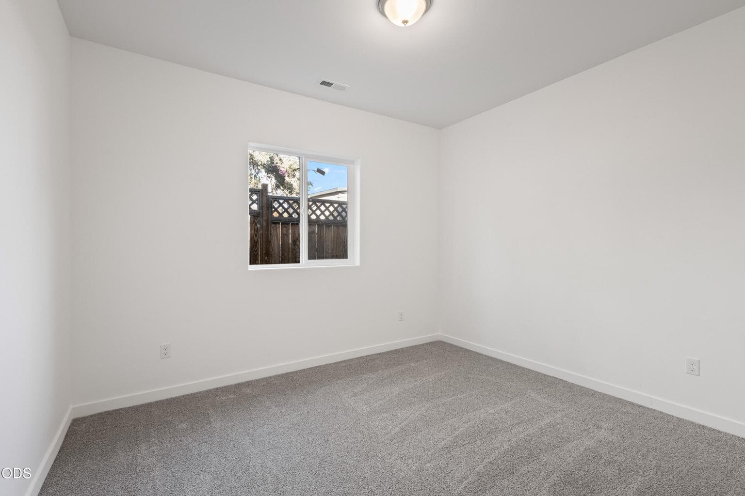 Photo of 137 SE 16th Street 24 of 38