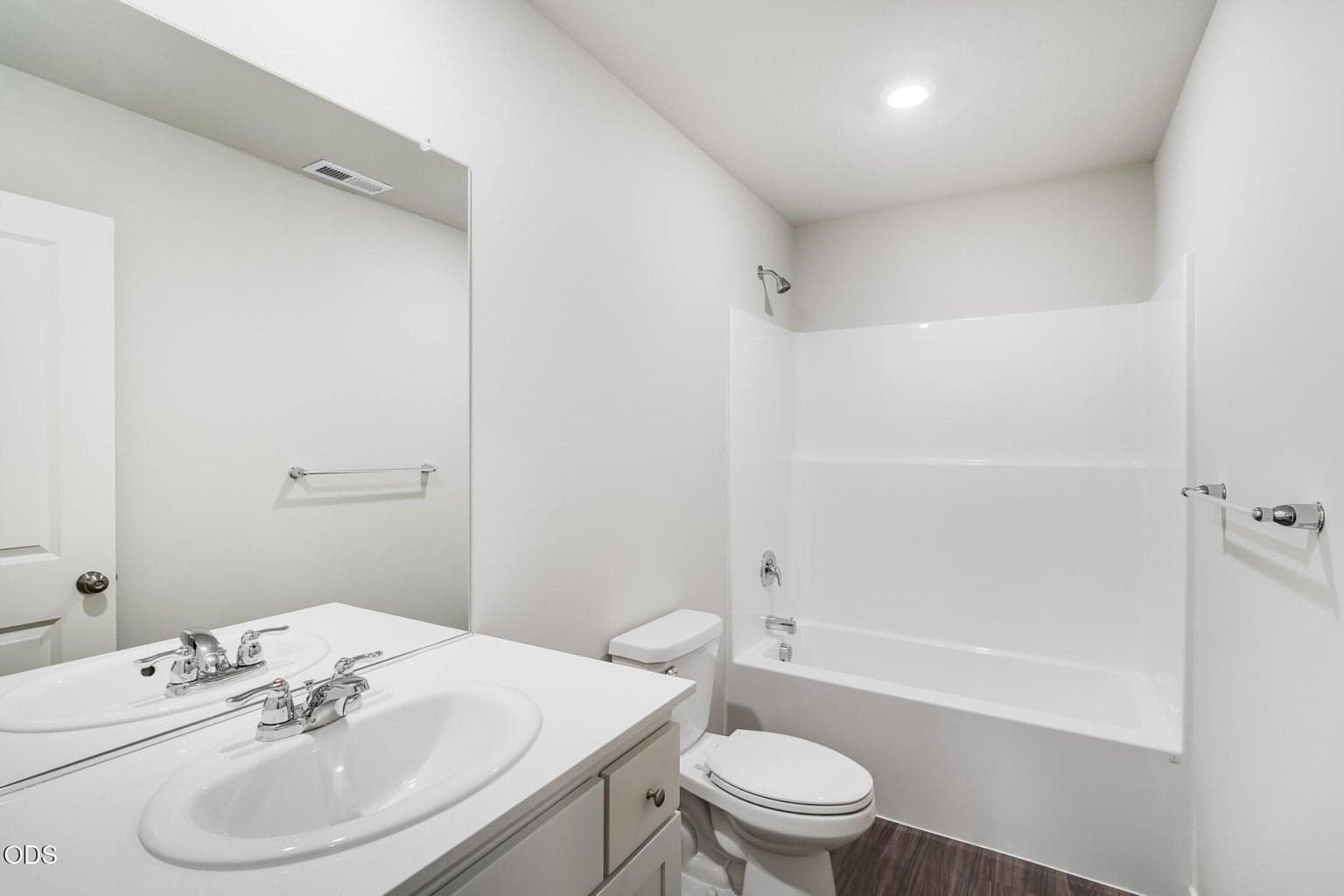 Photo of 16640 Memorial Lane 23 of 36