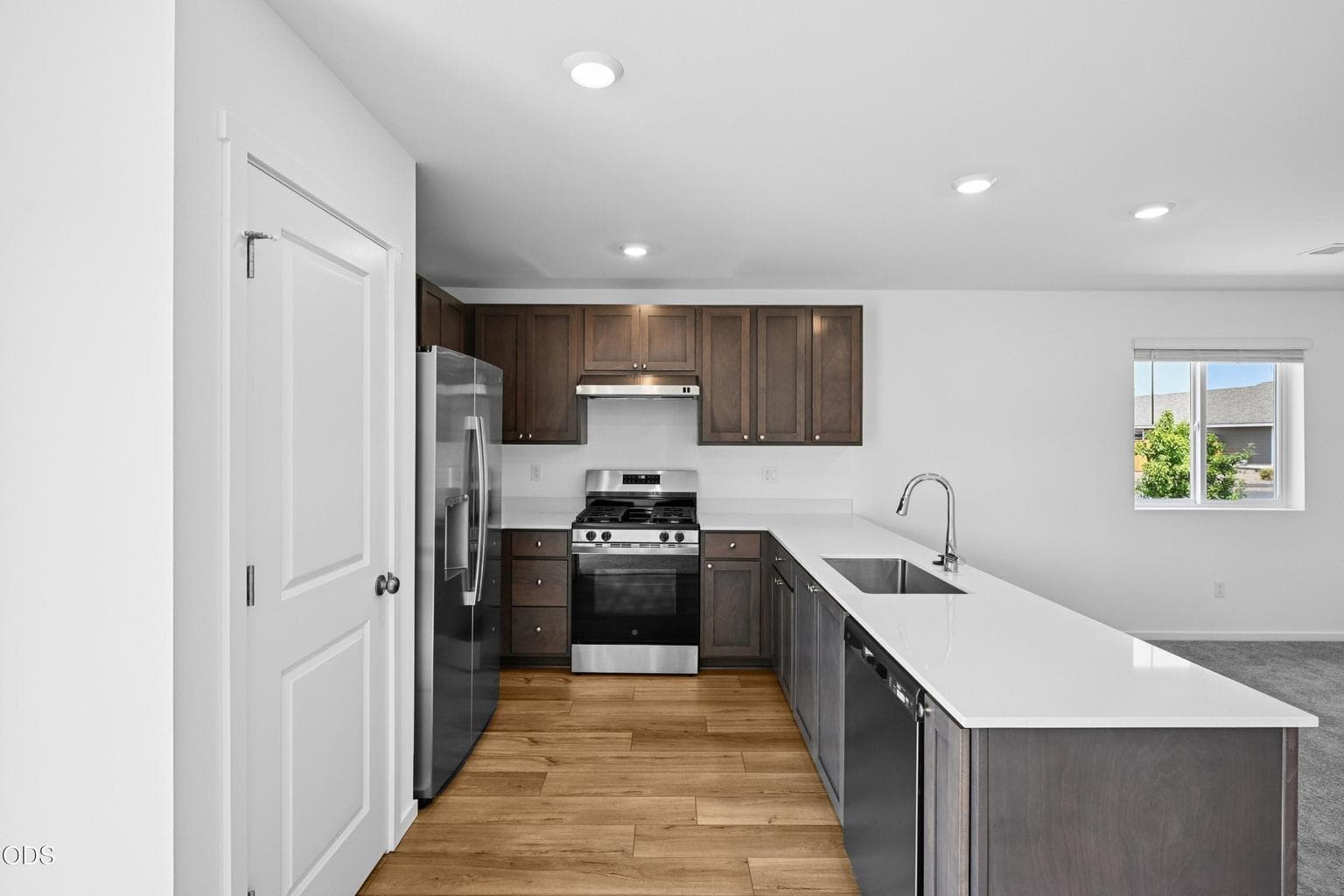 Photo of 51743 Morning Pine Dr 4 of 36