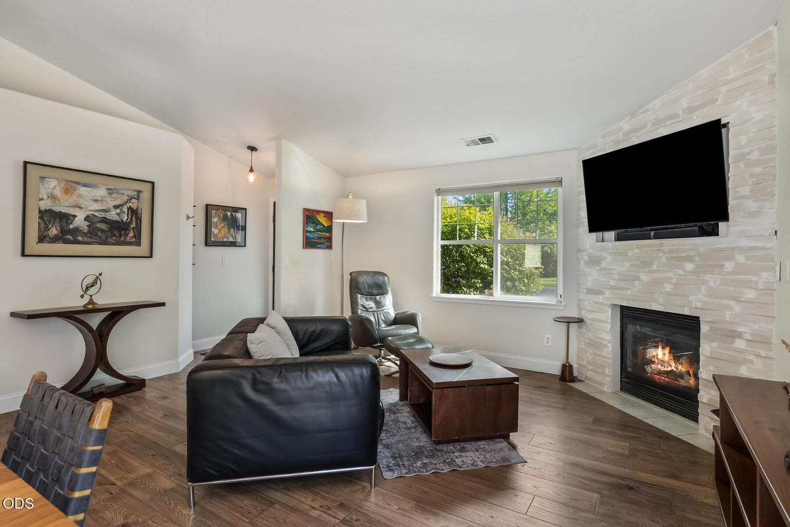 Photo of 20606 Daisy Lane 4 of 40