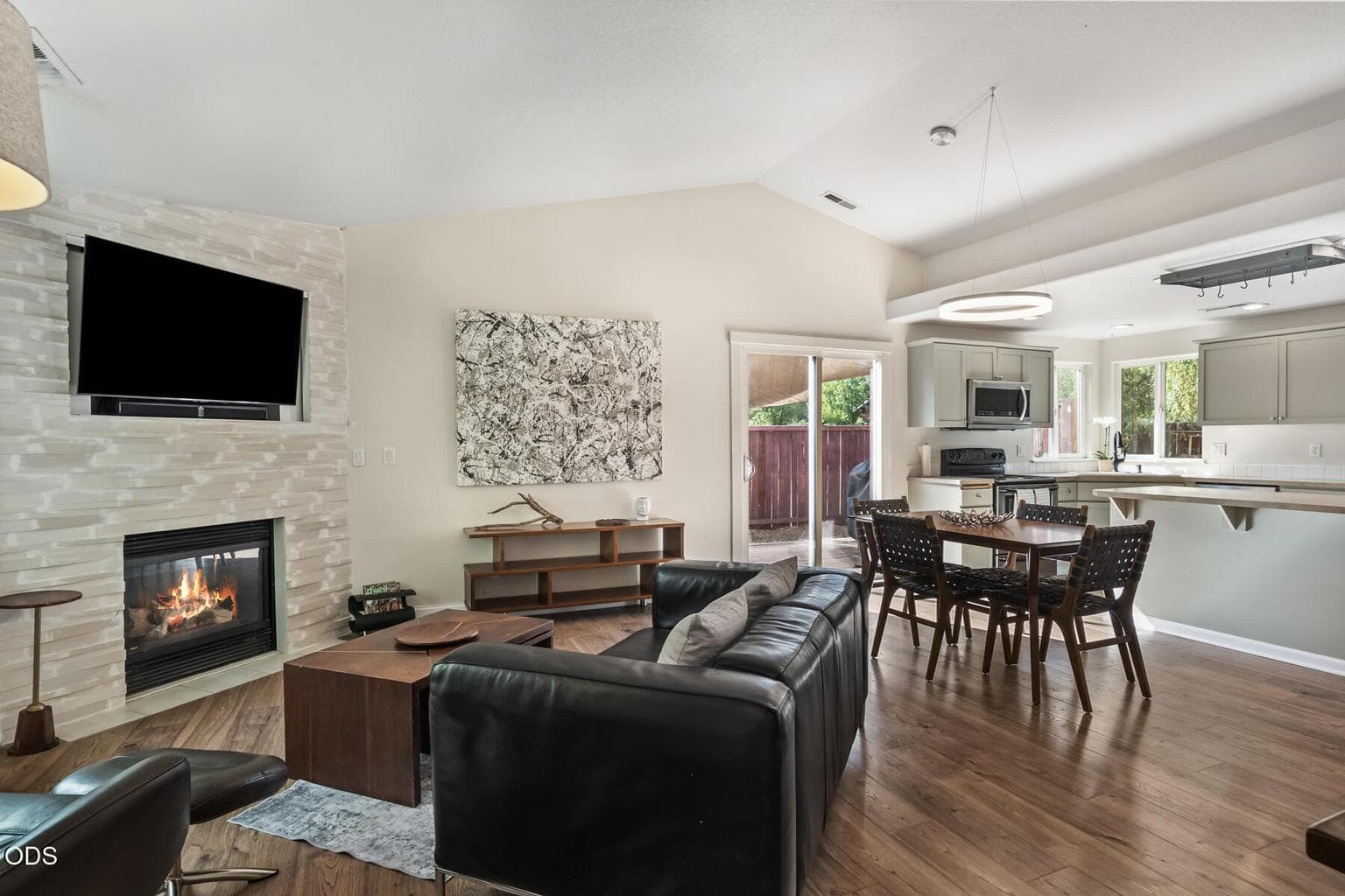 Photo of 20606 Daisy Lane 6 of 40