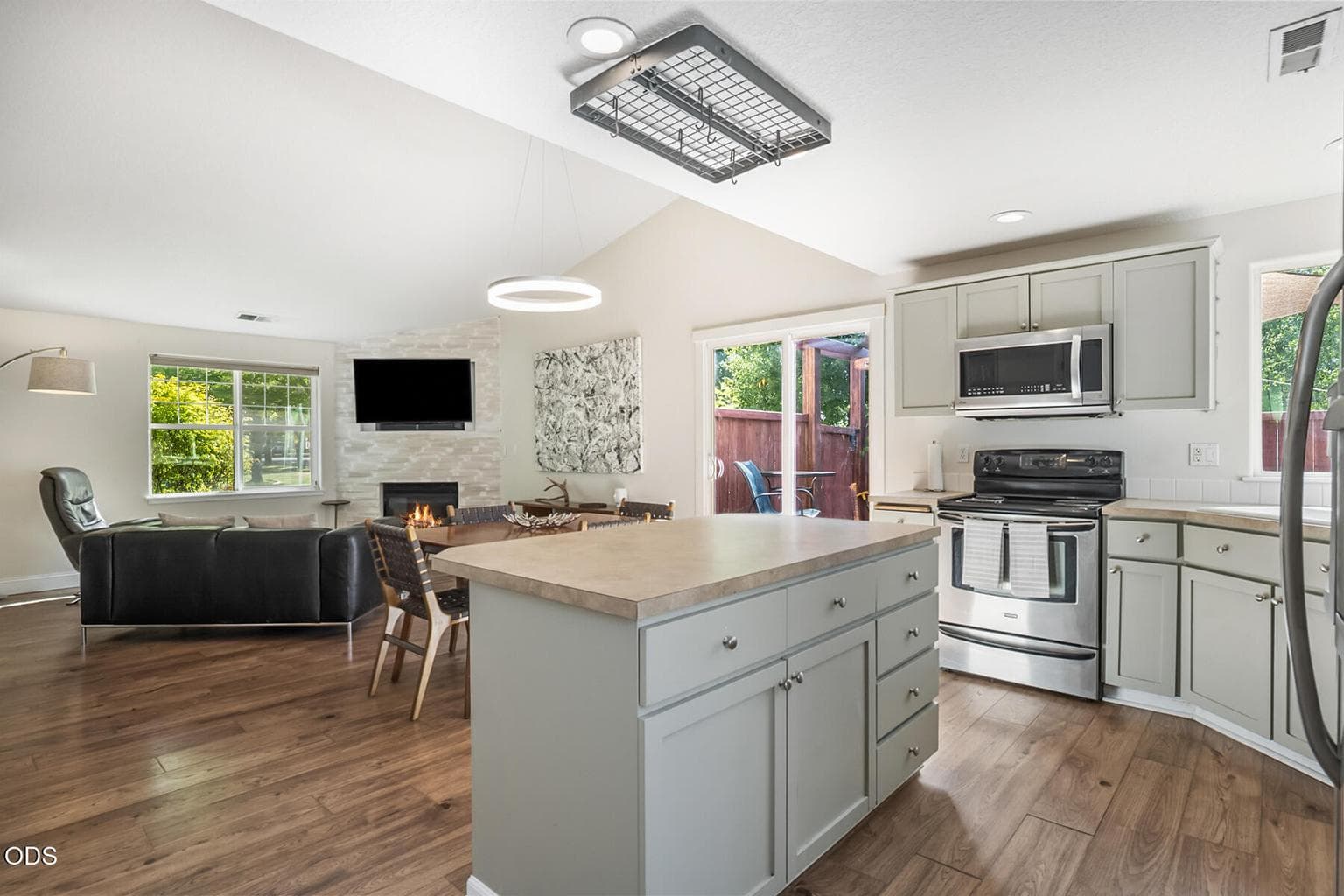 Photo of 20606 Daisy Lane 13 of 40