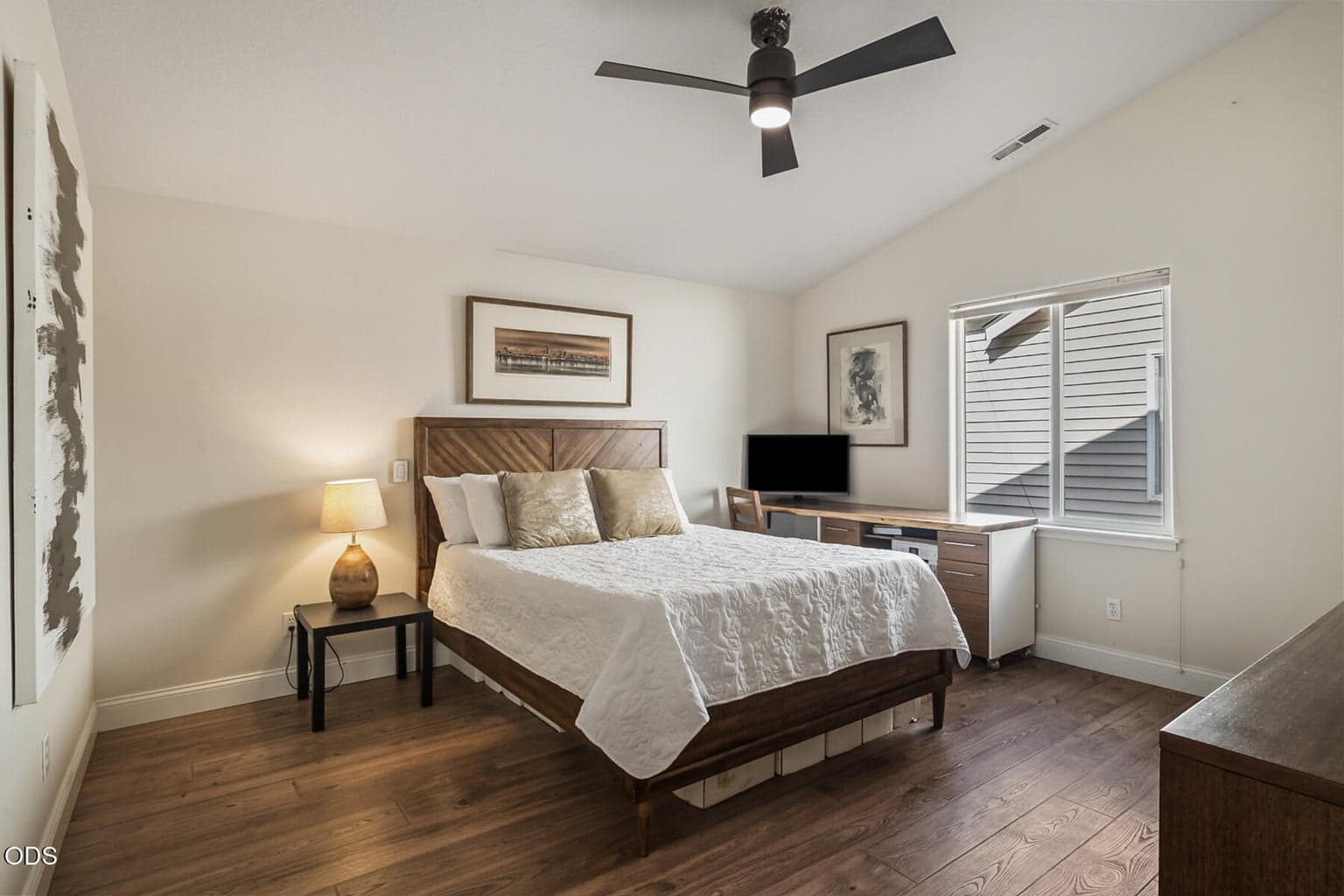 Photo of 20606 Daisy Lane 16 of 40