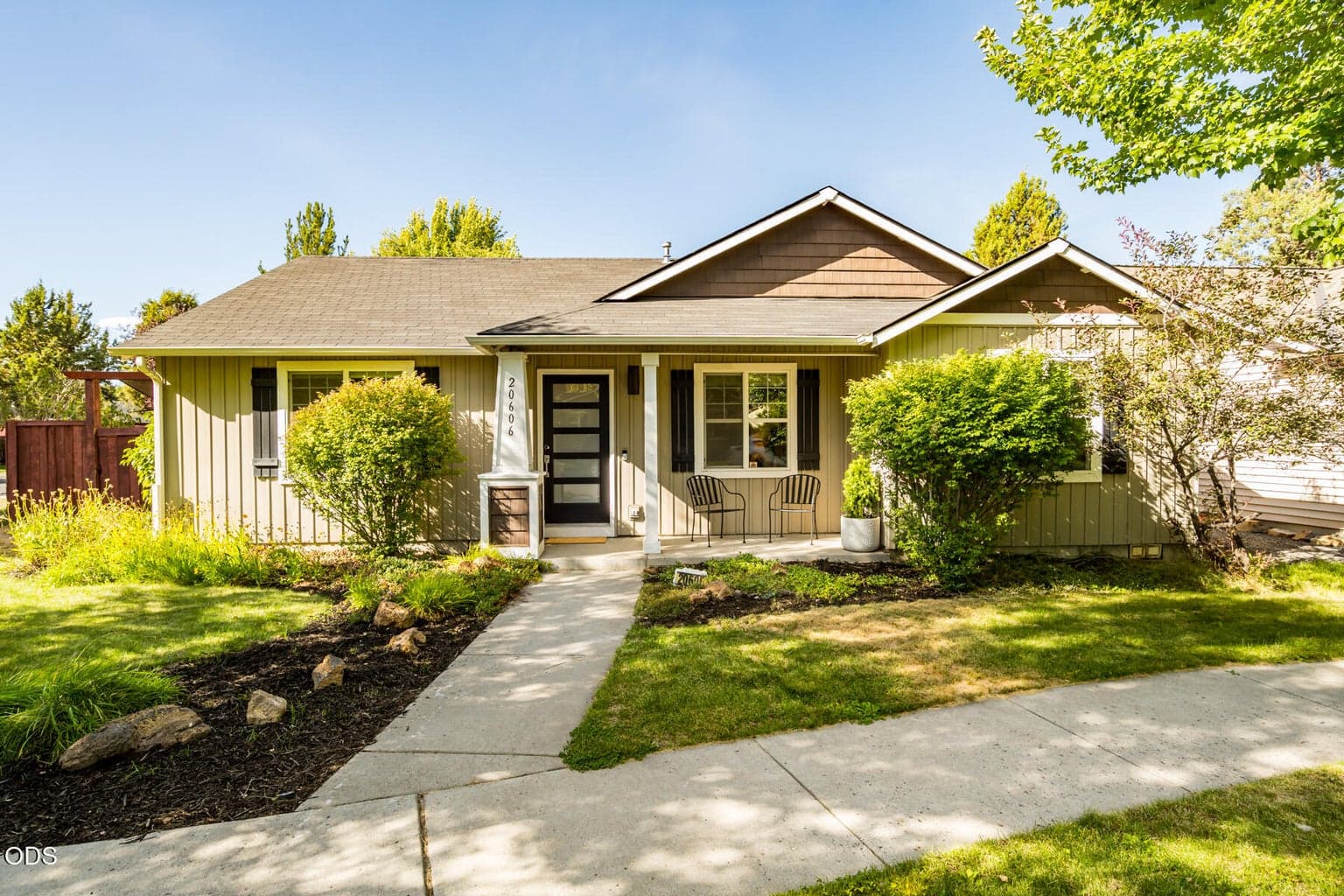 Photo of 20606 Daisy Lane 1 of 40