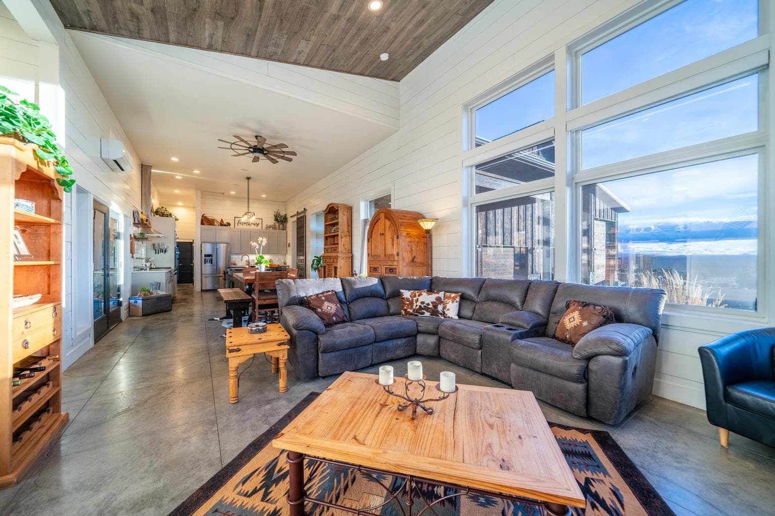 Vaulted ceilings with recessed lighting