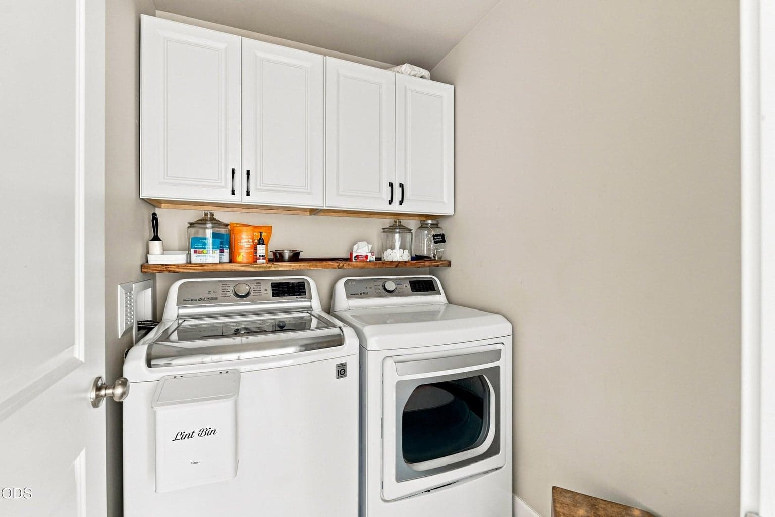 Photo of 2466 SW Metolius Avenue 42 of 53