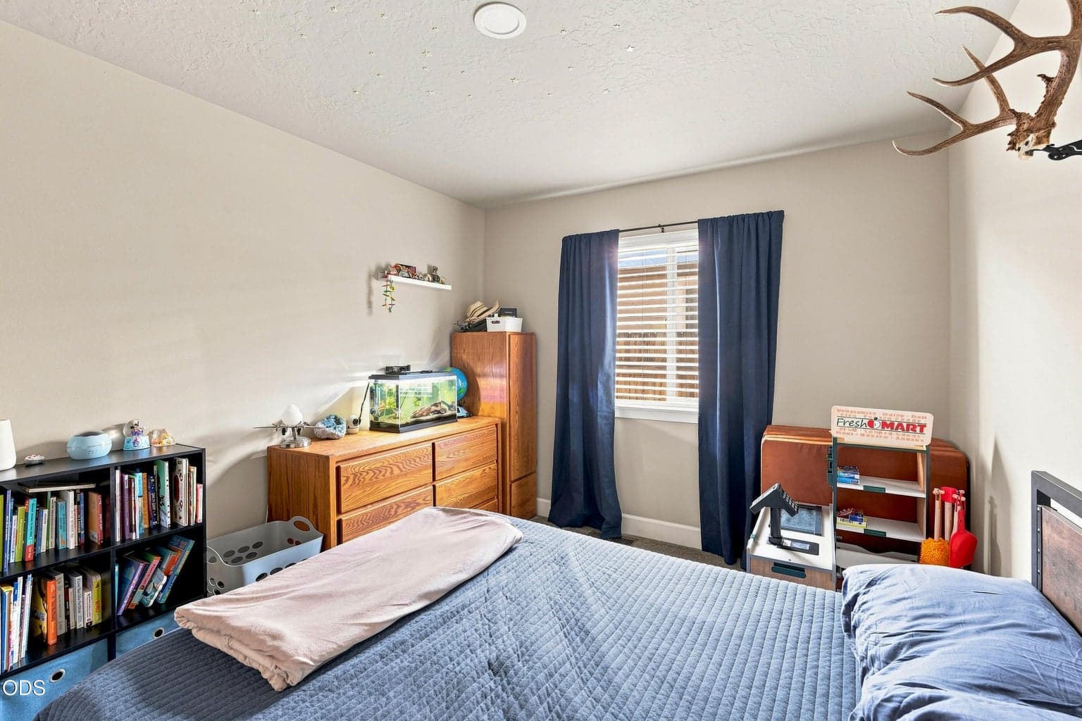 Photo of 2466 SW Metolius Avenue 37 of 53