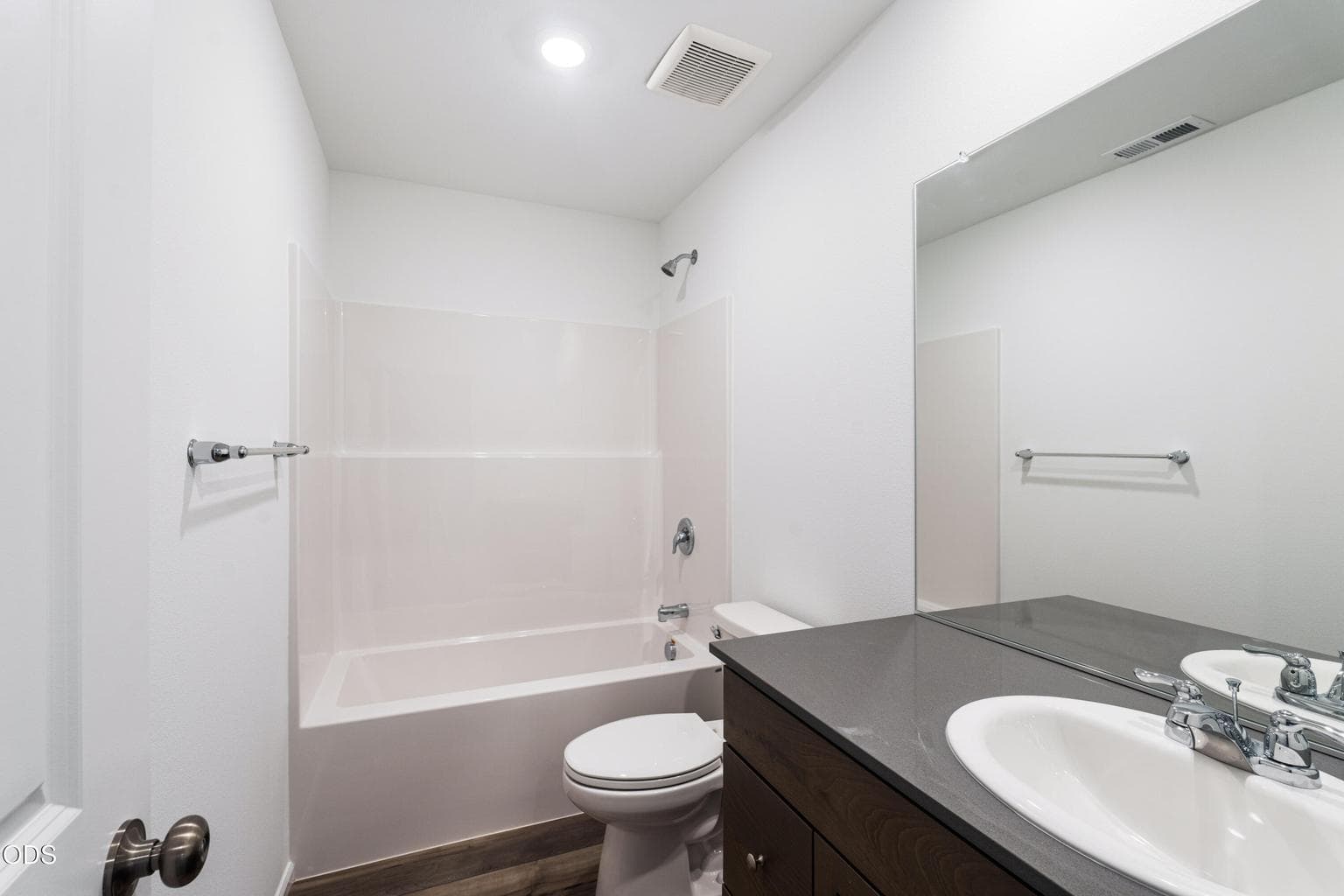 Photo of 16657 Cottage Pine St 17 of 33