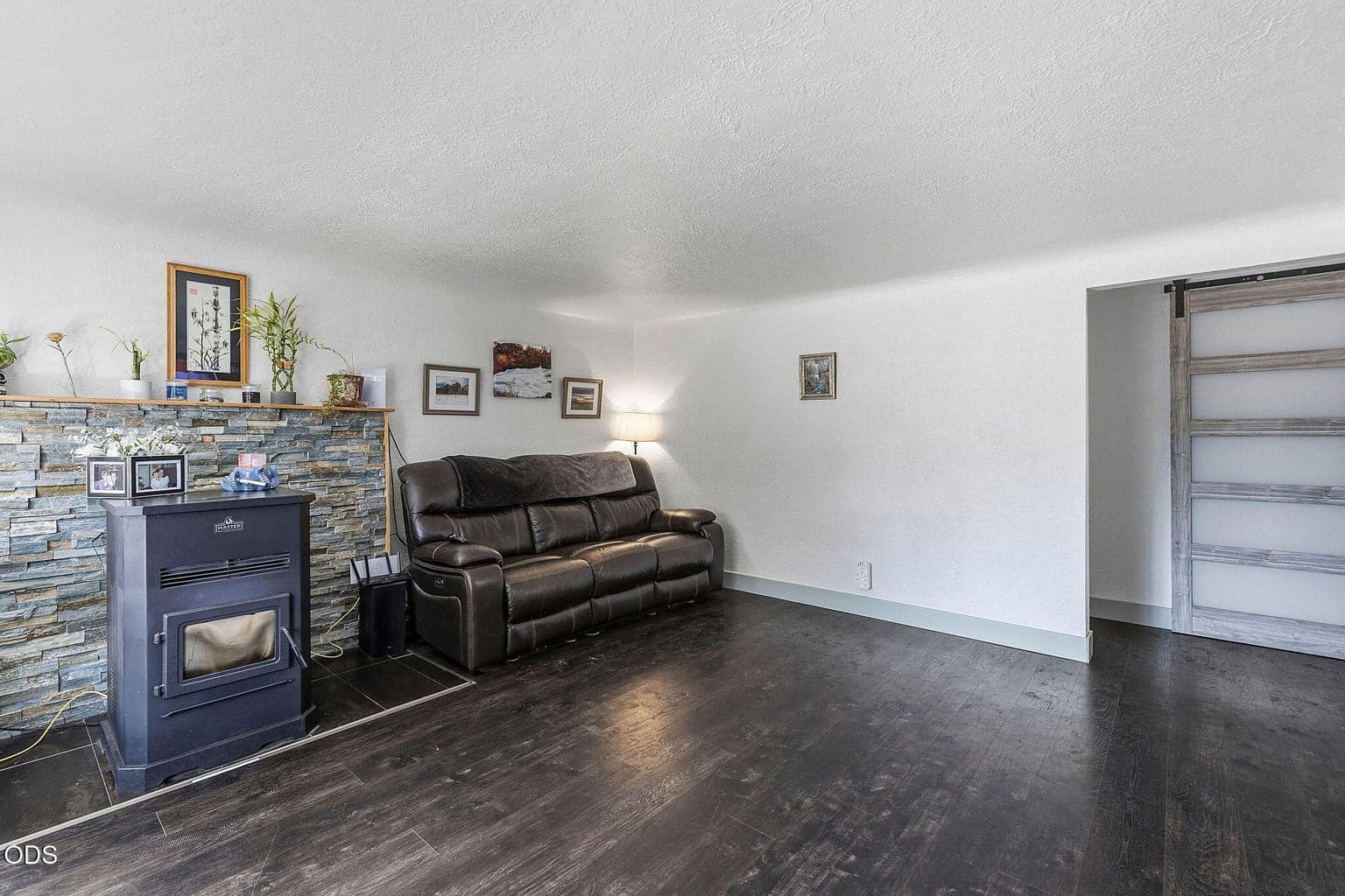 Photo of 74 SE 11th Street 5 of 23