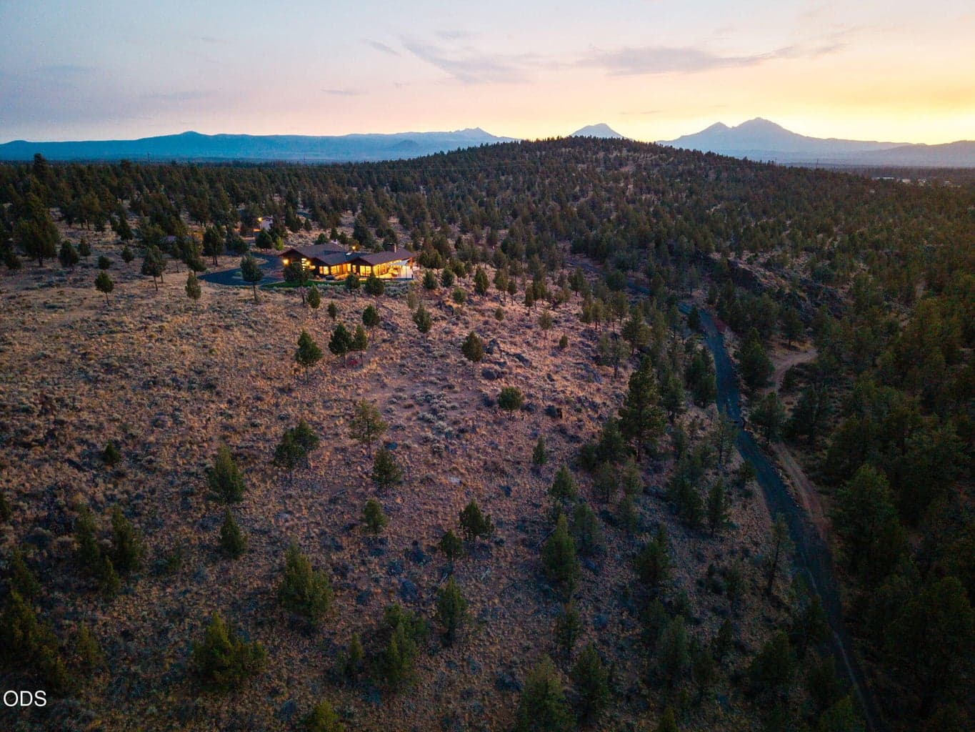 Photo of 17771 Warrin Road 23 of 100