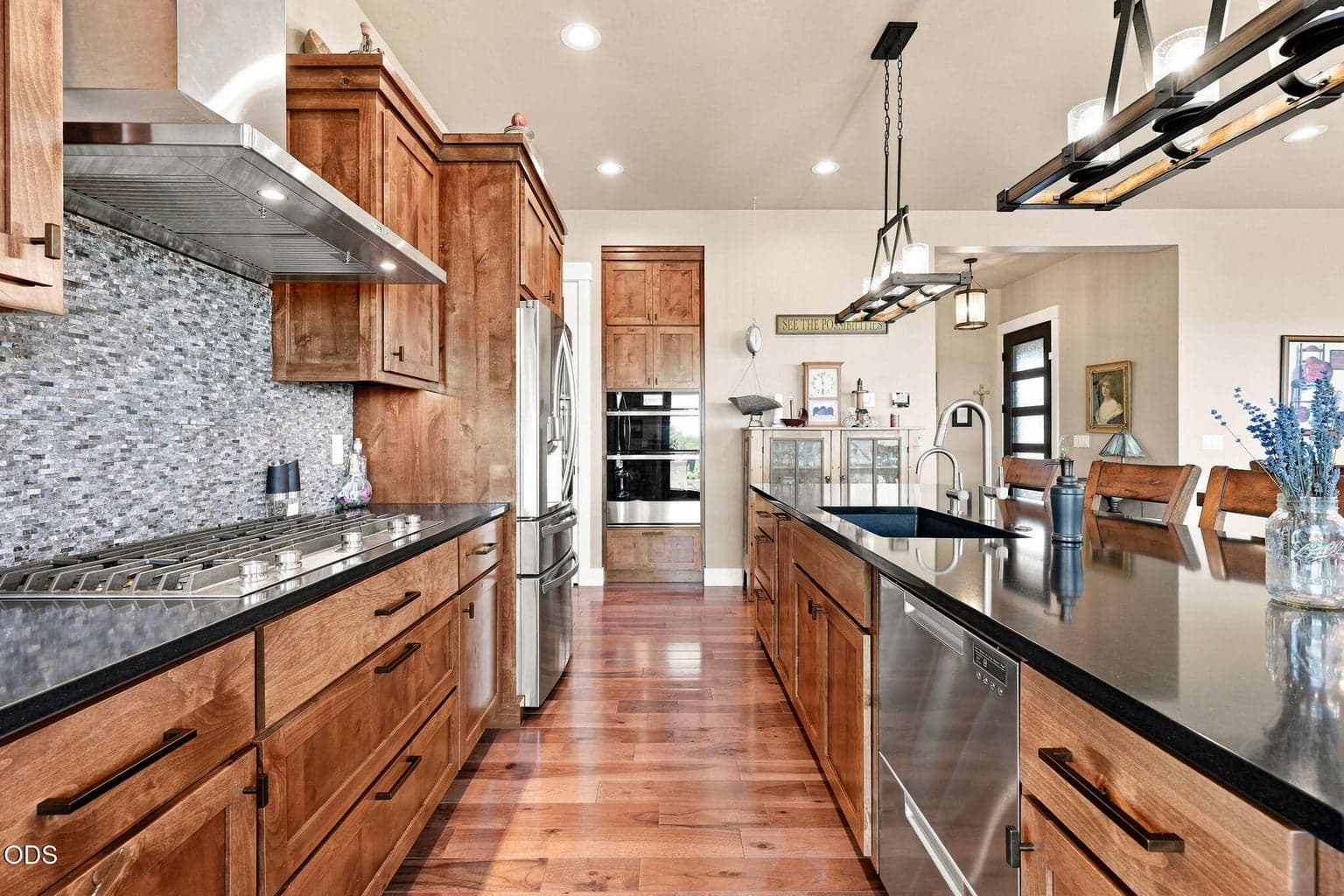Photo of 17771 Warrin Road 53 of 100
