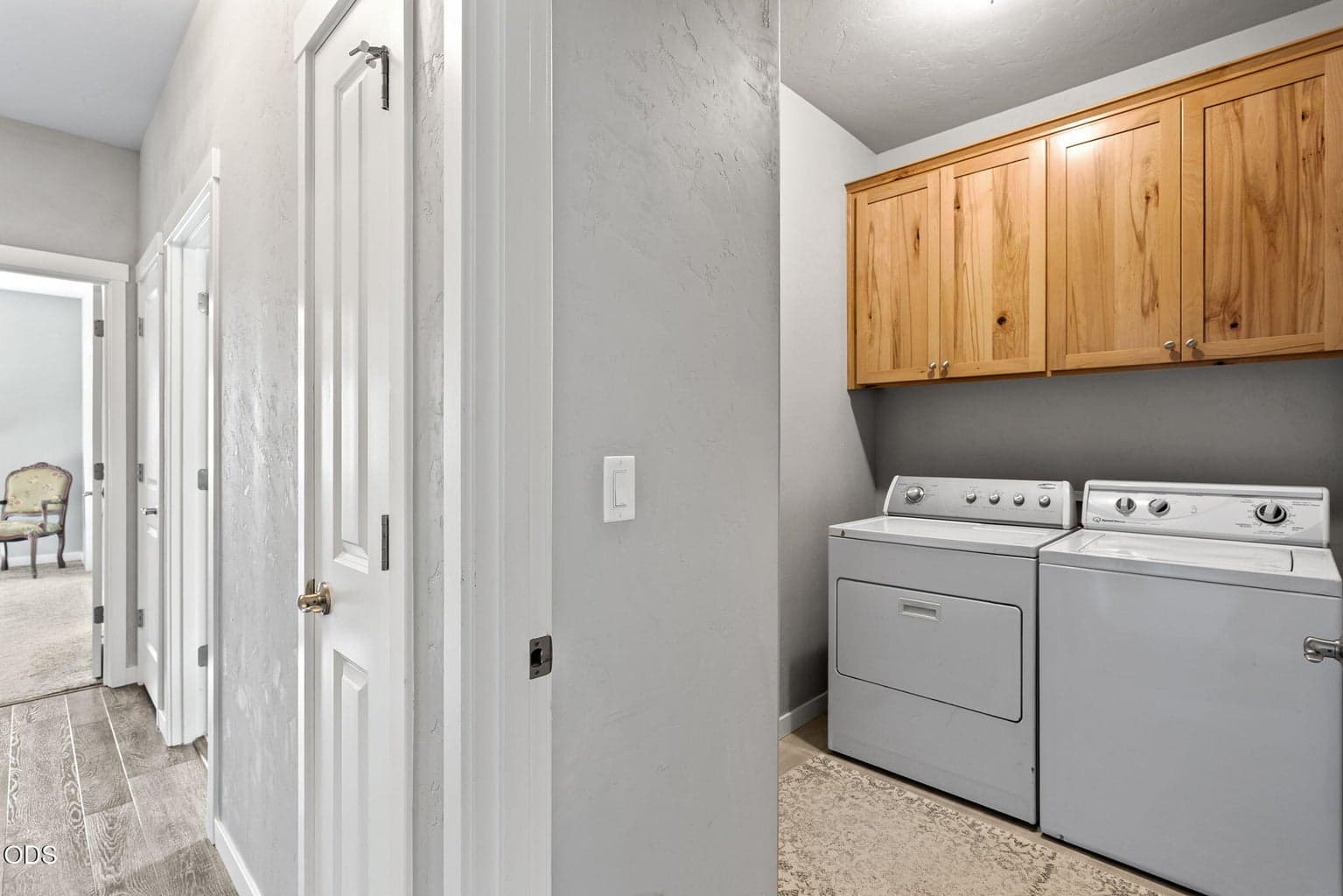 Photo of 550 Mountain Ridge Drive 20 of 33