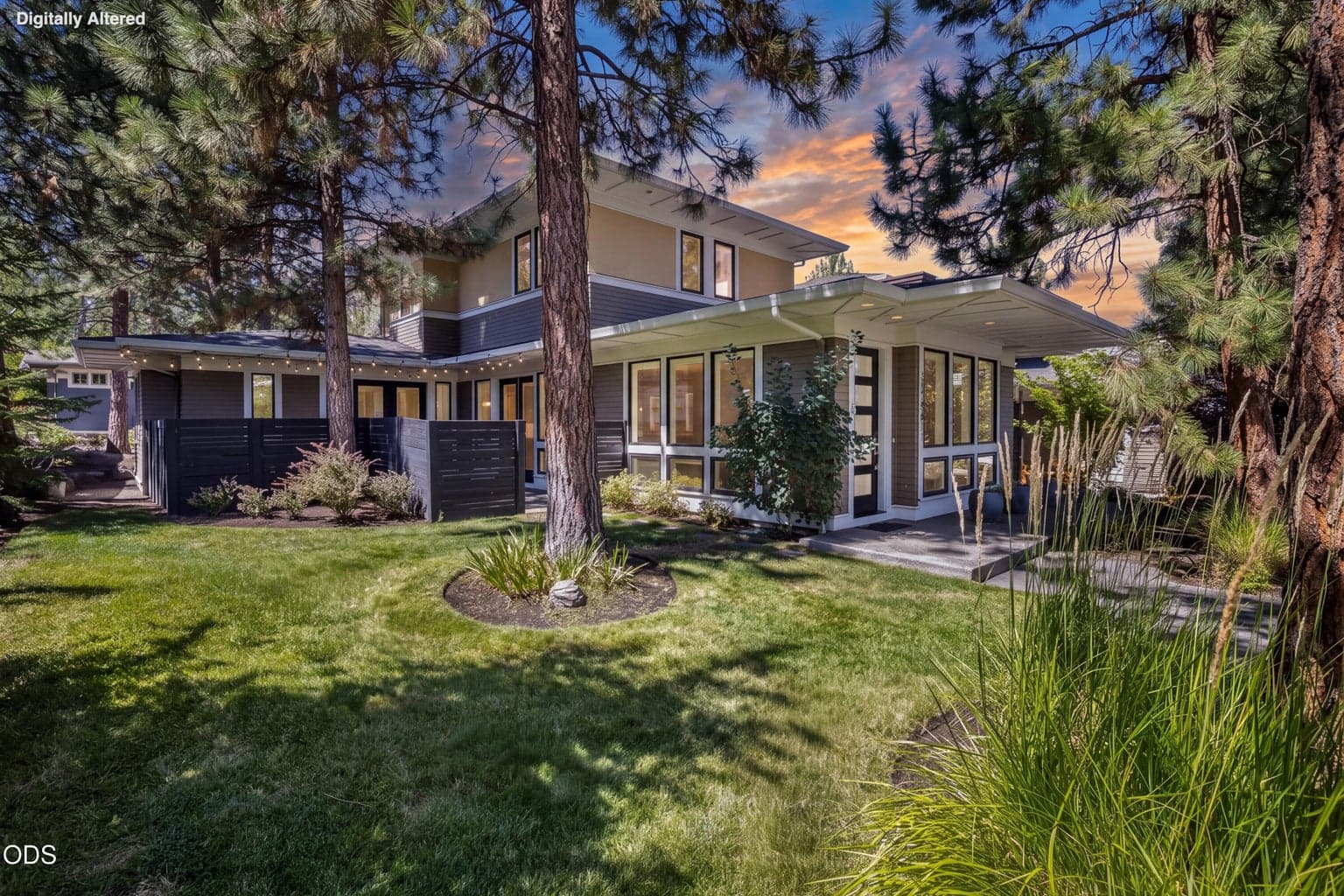 Photo of 2325 NW Lolo Drive 1 of 45