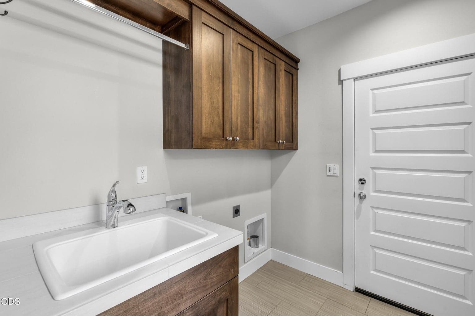 Photo of 2325 NW Lolo Drive 16 of 45