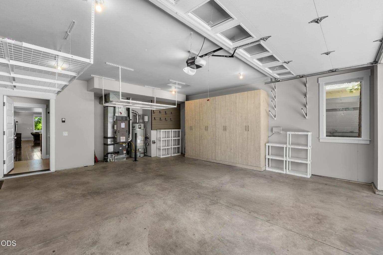 Photo of 2325 NW Lolo Drive 37 of 45