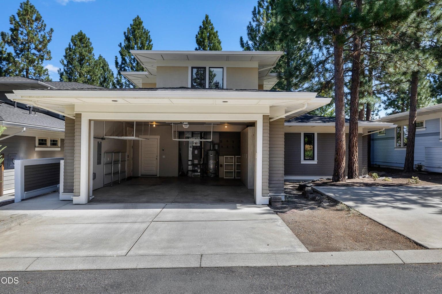 Photo of 2325 NW Lolo Drive 39 of 45