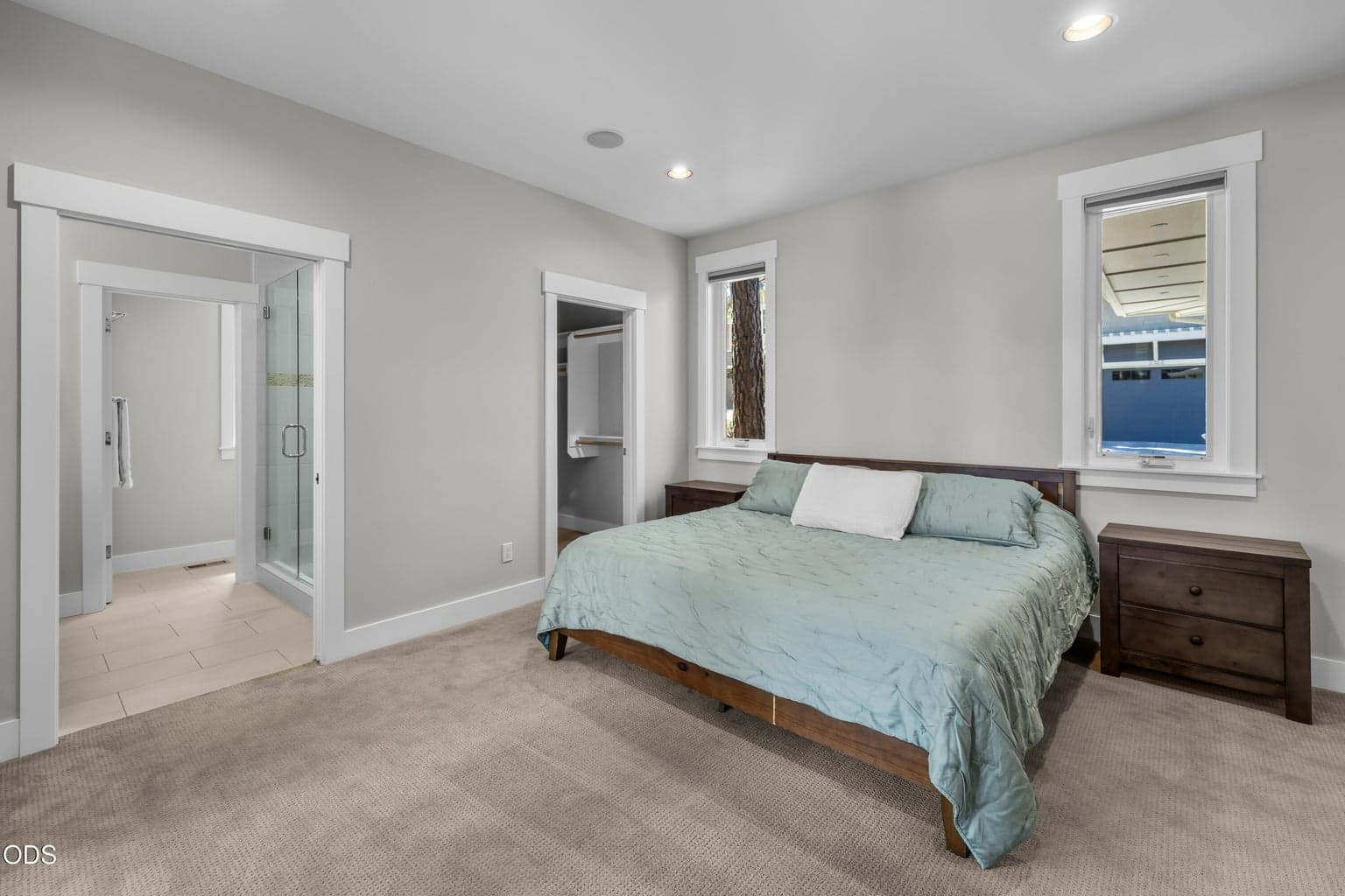 Photo of 2325 NW Lolo Drive 19 of 45
