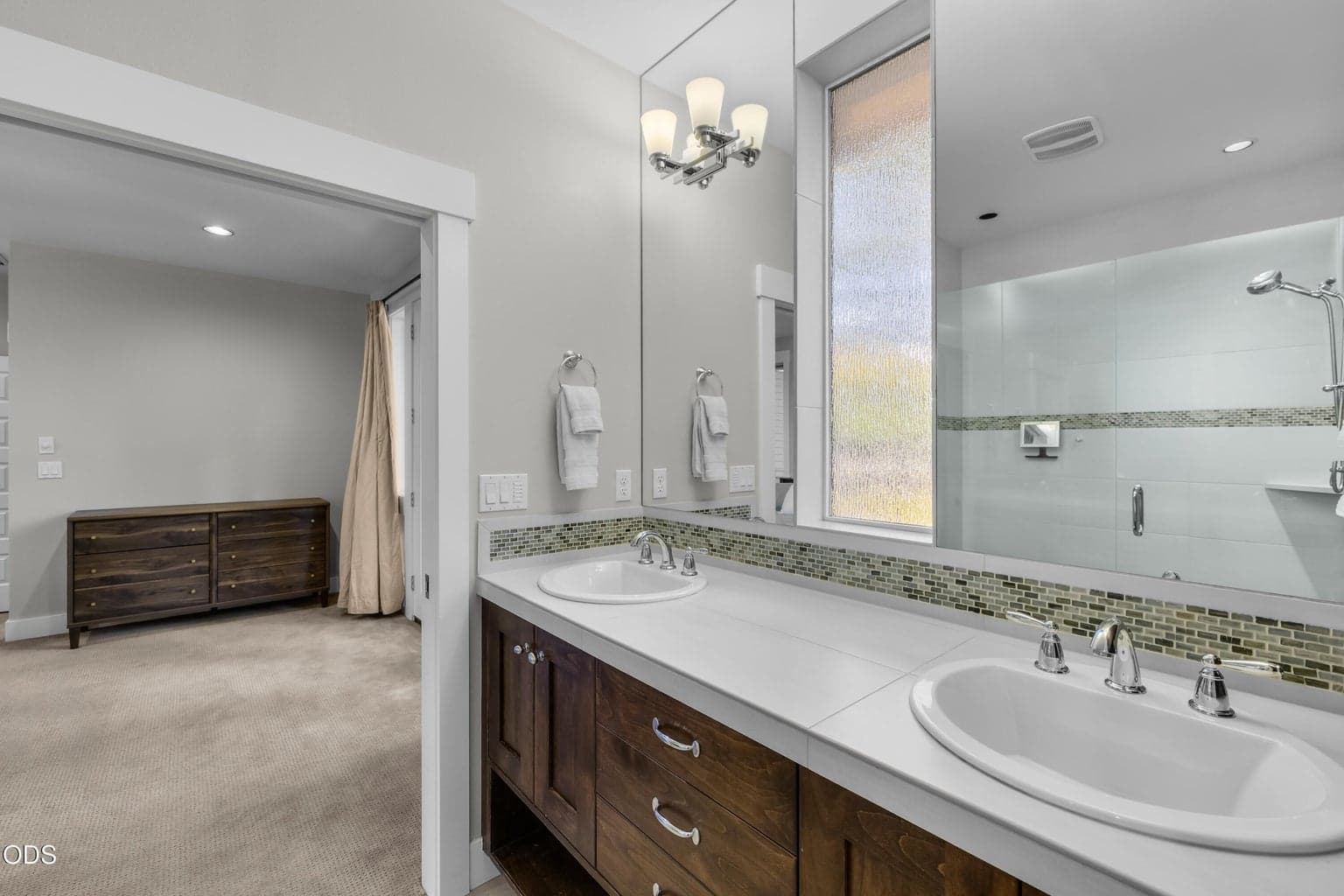 Photo of 2325 NW Lolo Drive 23 of 45