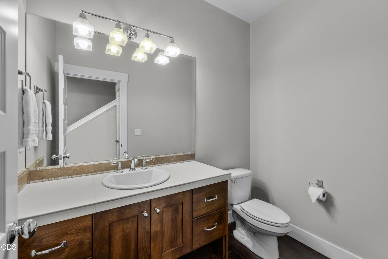Photo of 2325 NW Lolo Drive 25 of 45