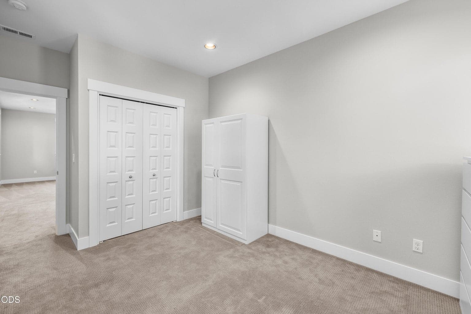 Photo of 2325 NW Lolo Drive 36 of 45