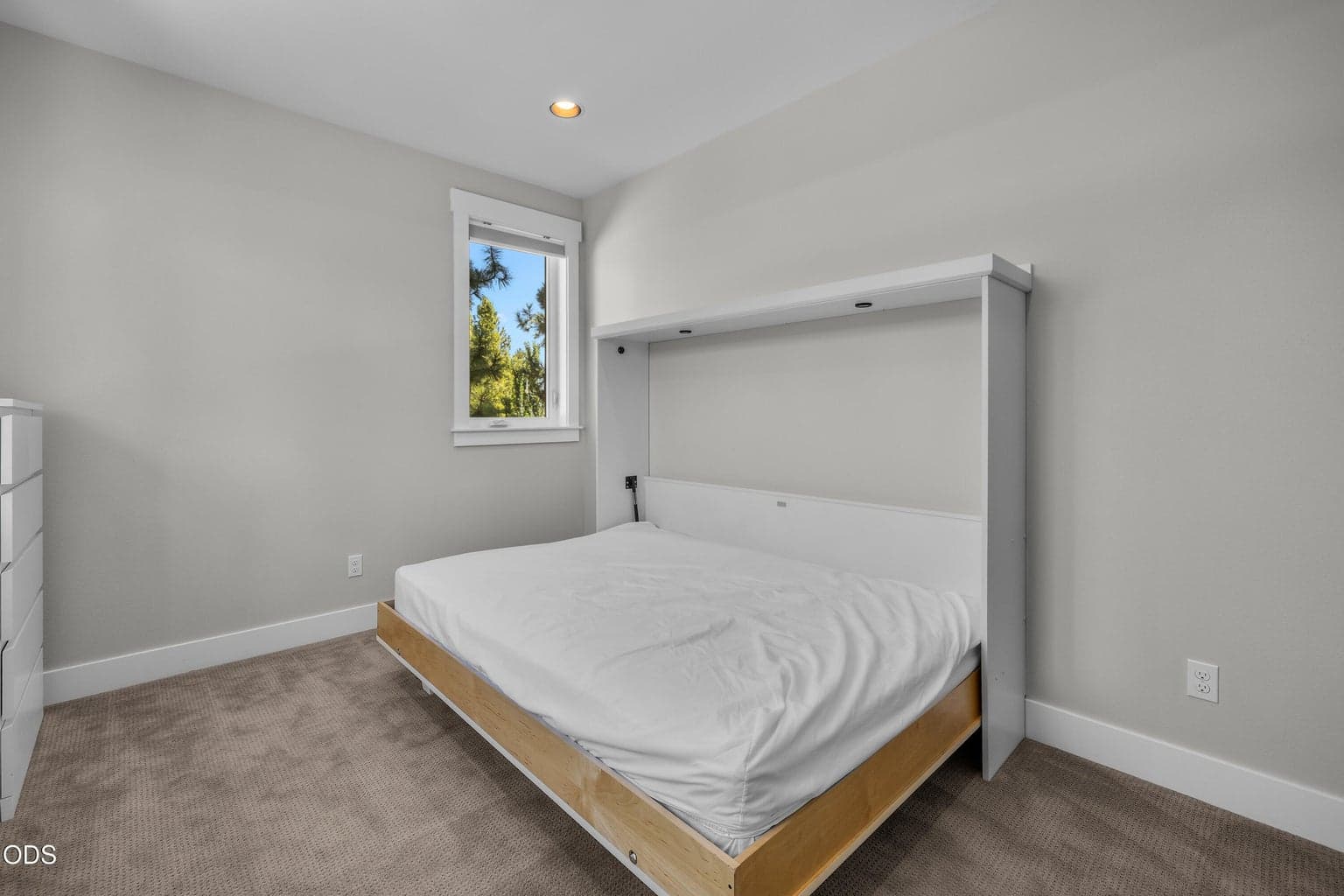 Photo of 2325 NW Lolo Drive 32 of 45