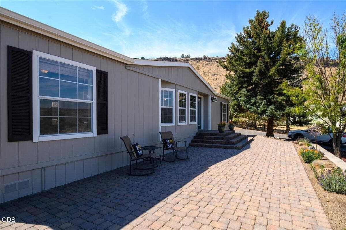 Photo of 11728 SW Horny Hollow Trail 2 of 56