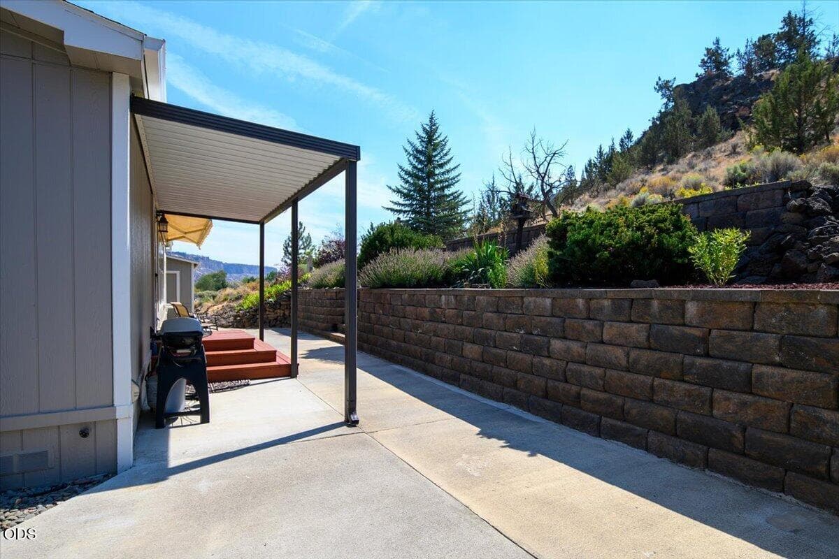 Photo of 11728 SW Horny Hollow Trail 33 of 56