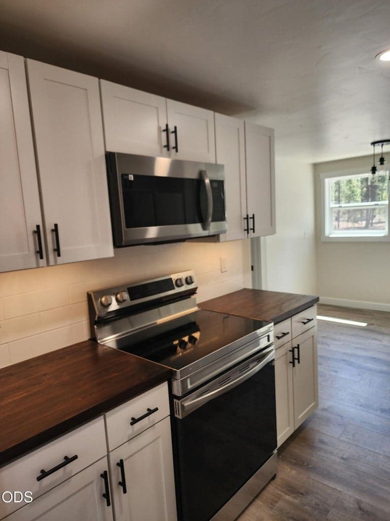 Photo of 52318 Dustan Road 5 of 21
