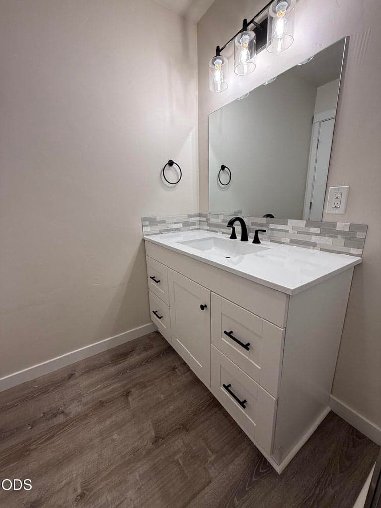 Photo of 52318 Dustan Road 21 of 21