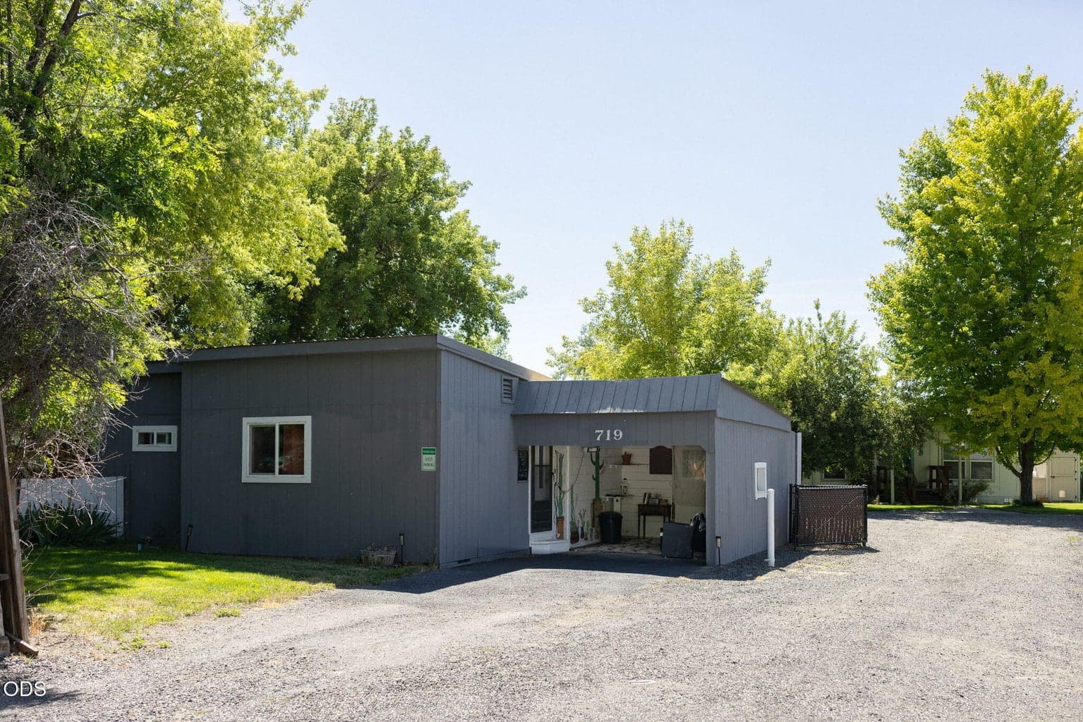 719 Studio