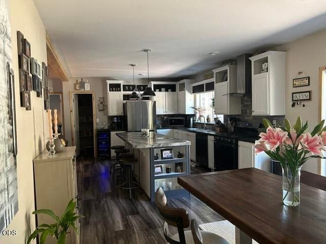 Photo of 1671 Hackett Drive 18 of 64