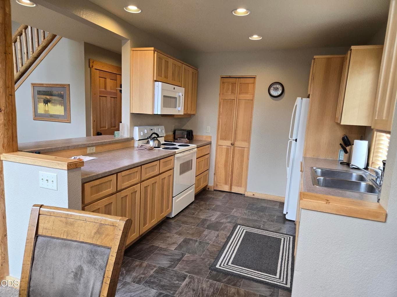 Photo of 1732 Prairie Falcon Drive 16 of 30