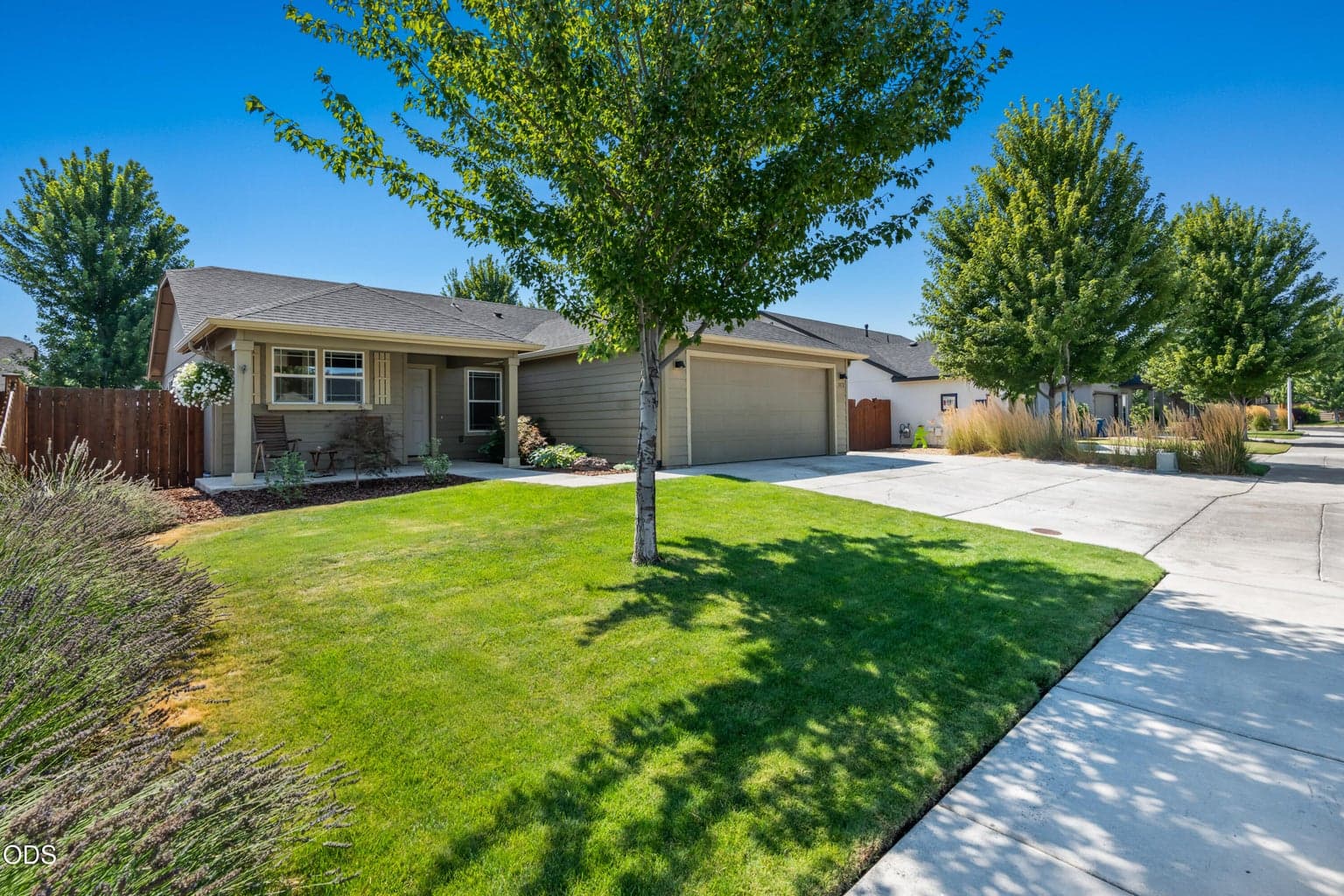 Photo of 3172 SW Deschutes Avenue 3 of 31