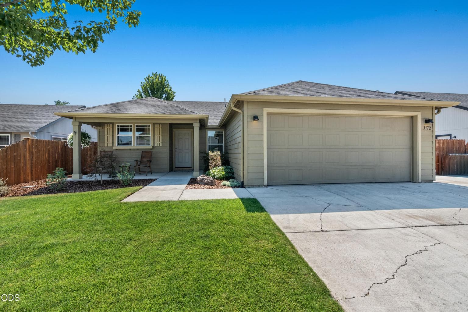 Photo of 3172 SW Deschutes Avenue 2 of 31