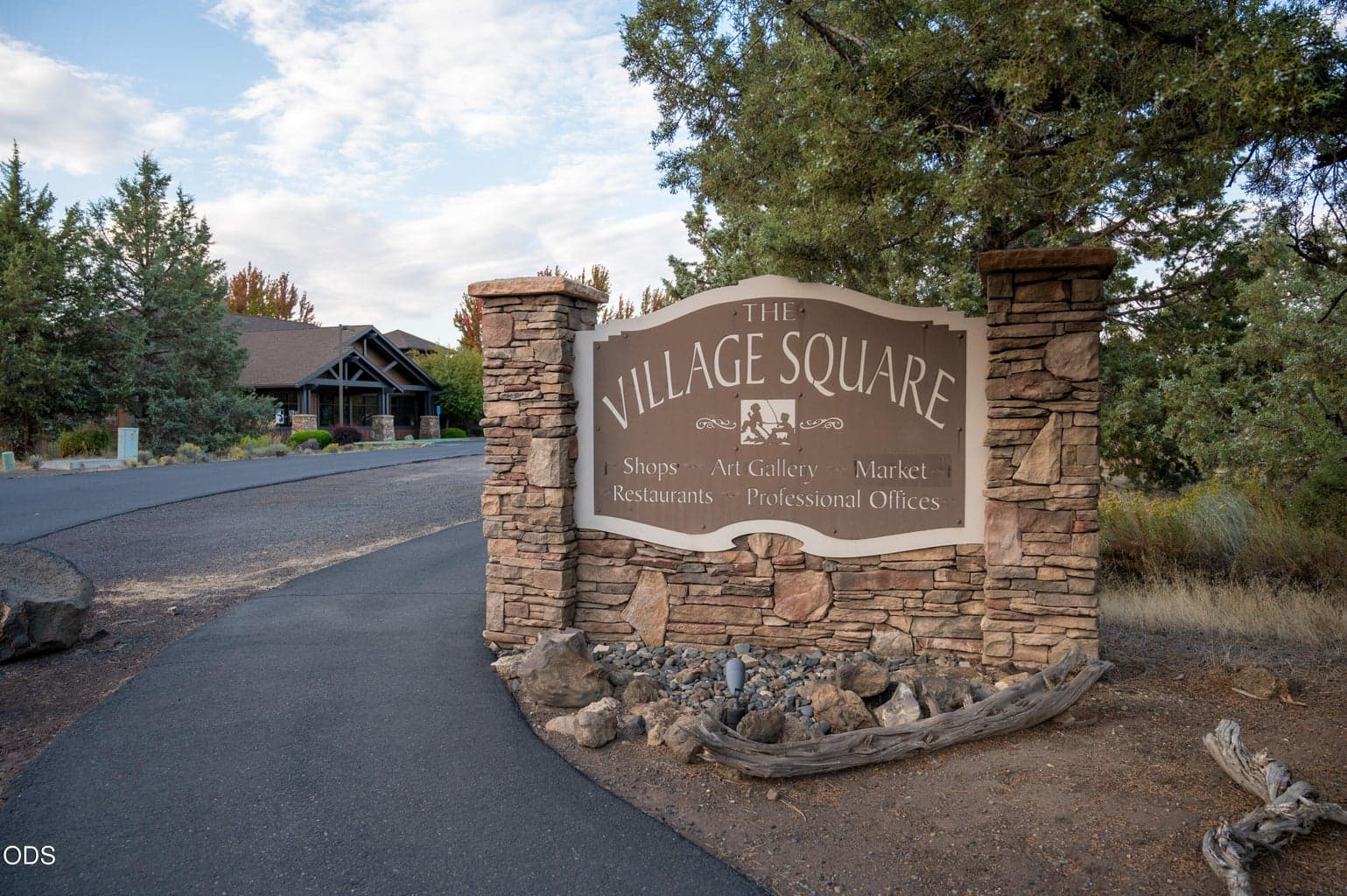 Photo of 910 SW Cline Falls Road 56 of 65