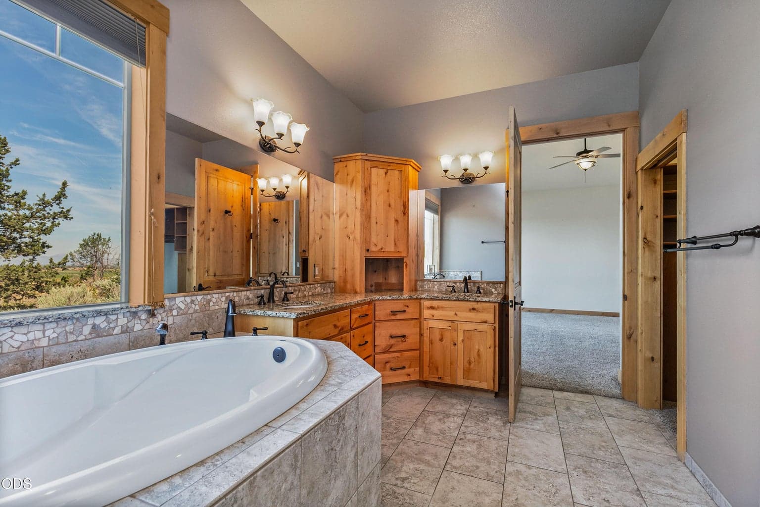 Photo of 6501 SW Joshua Court 17 of 37