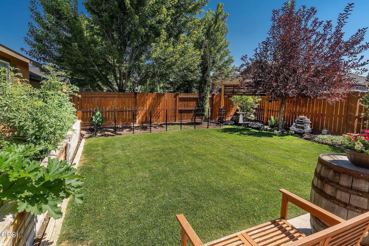 Photo of 3434 NW Dogwood Avenue 16 of 20