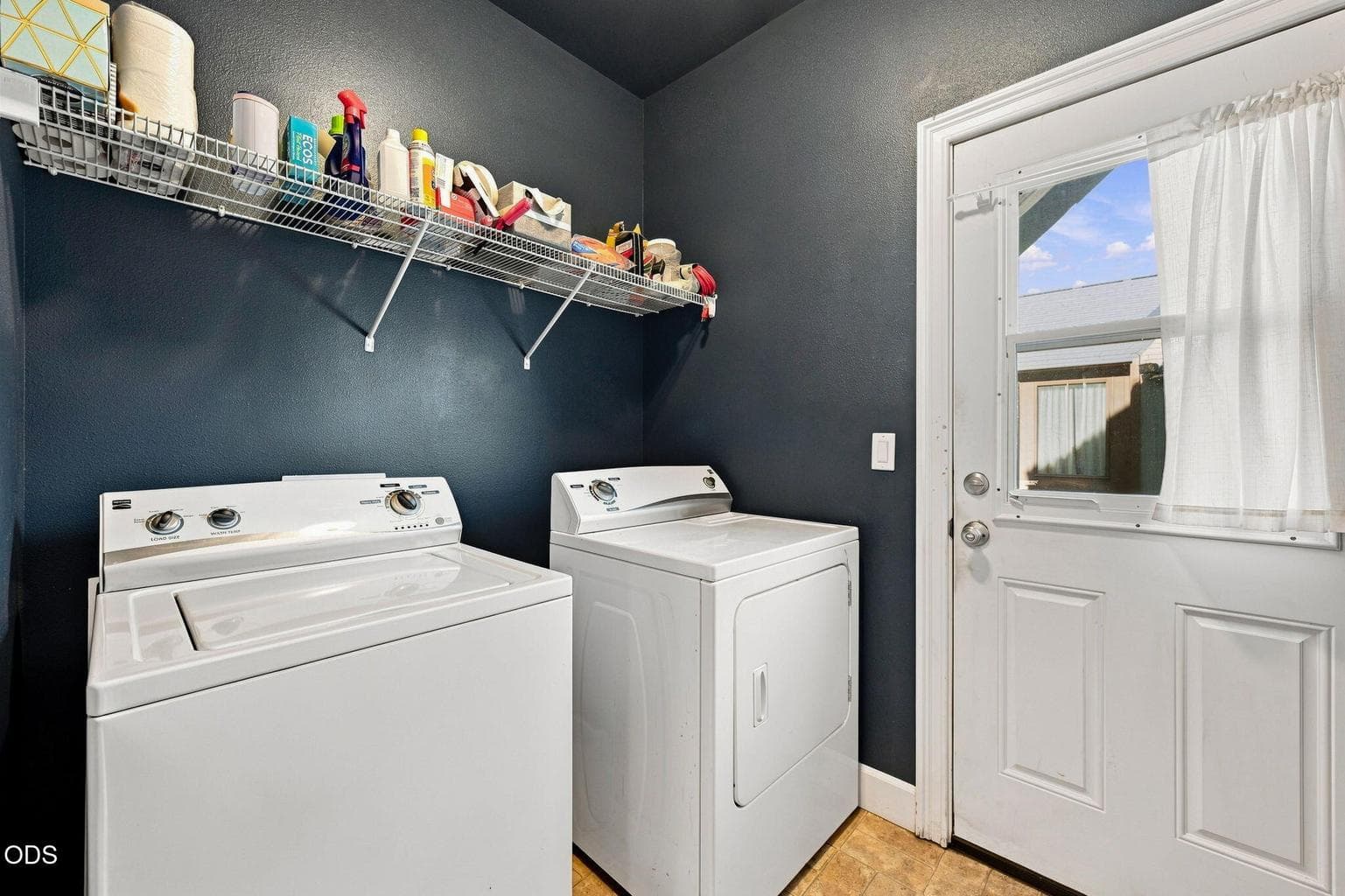 Photo of 63119 NE De Haviland Street 16 of 30