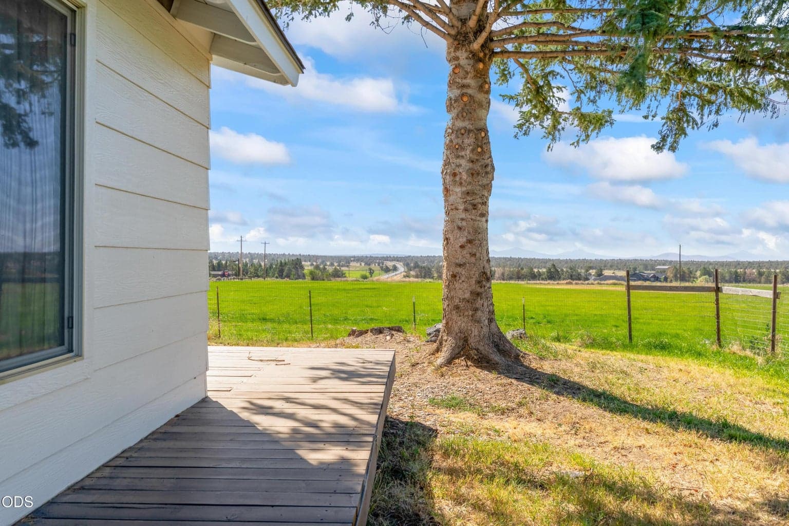 Photo of 17435 SW Hahlen Avenue 53 of 60