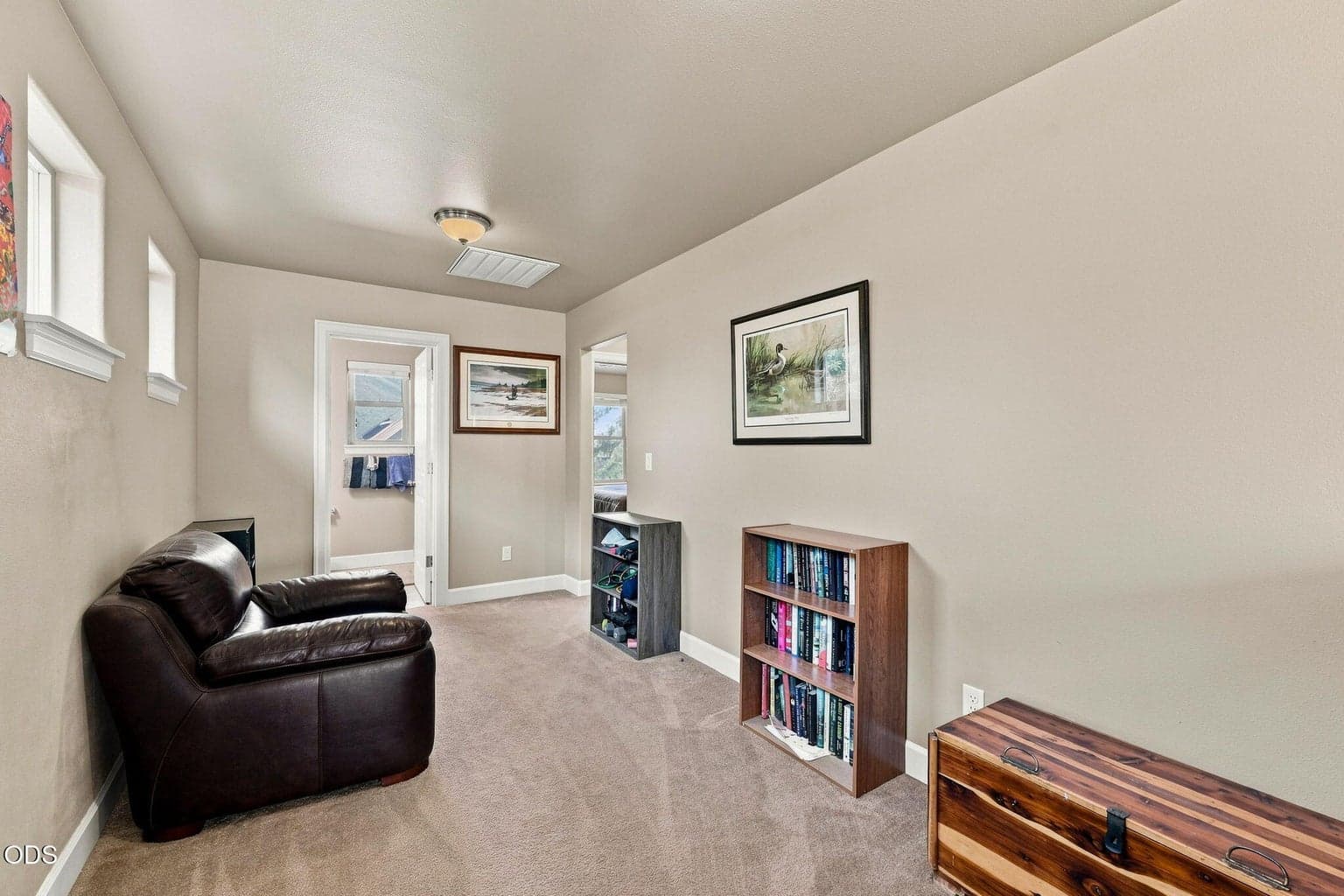 Photo of 63119 NE De Haviland Street 20 of 30