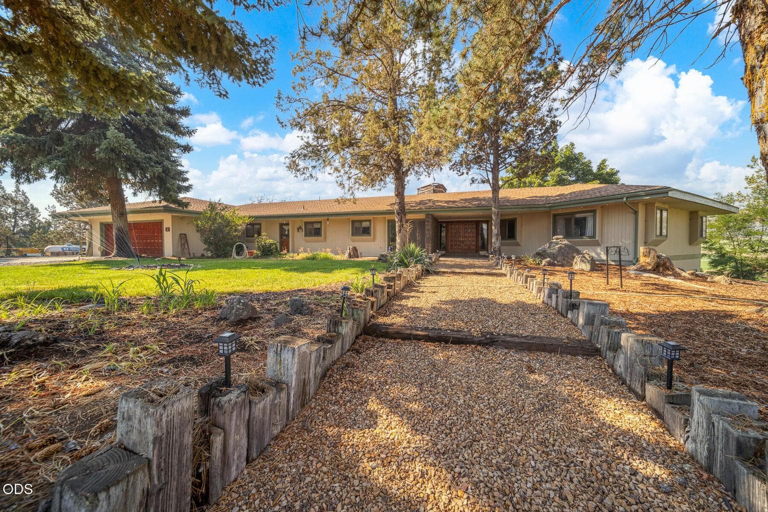 Photo of 2900 NE Barnes Road 1 of 50