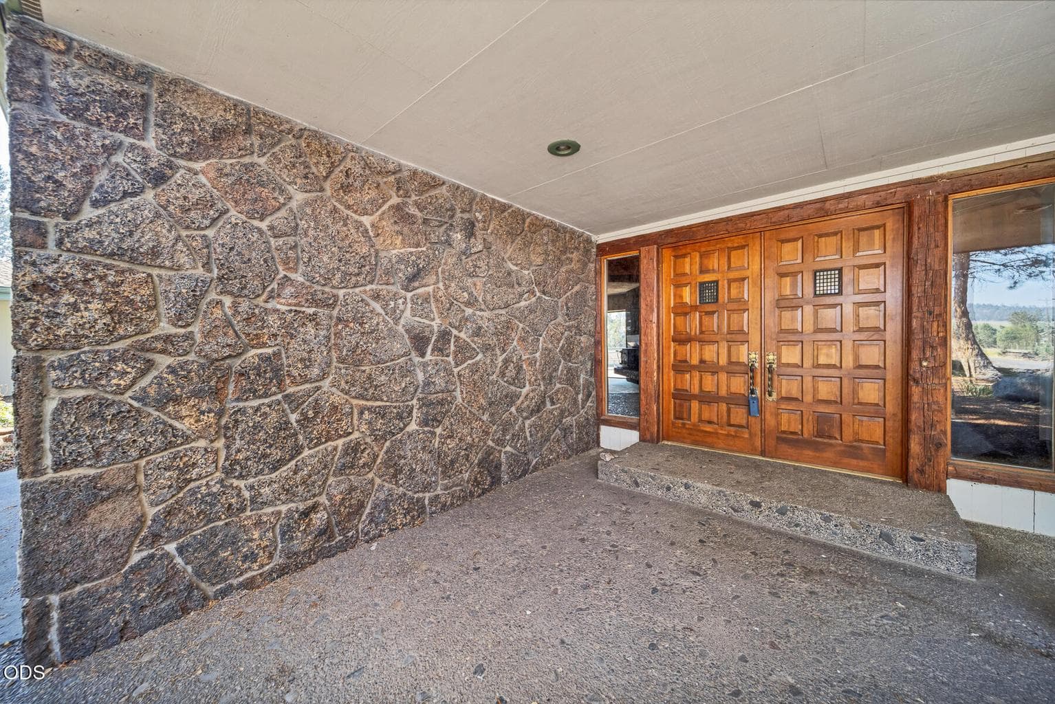 Photo of 2900 NE Barnes Road 9 of 50