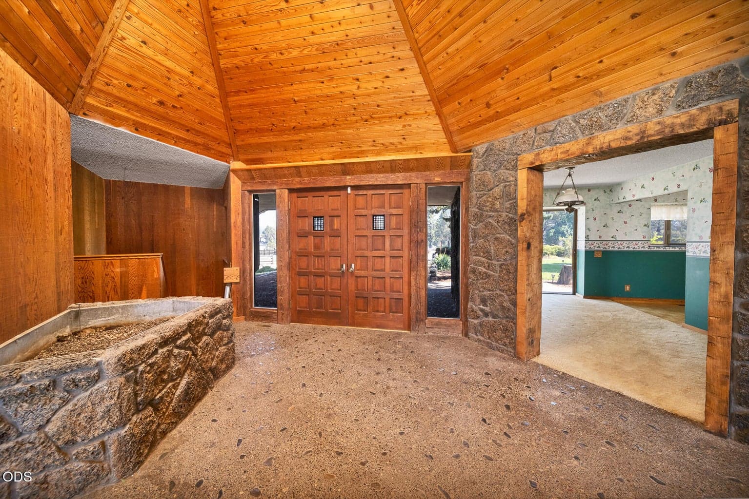 Photo of 2900 NE Barnes Road 10 of 50