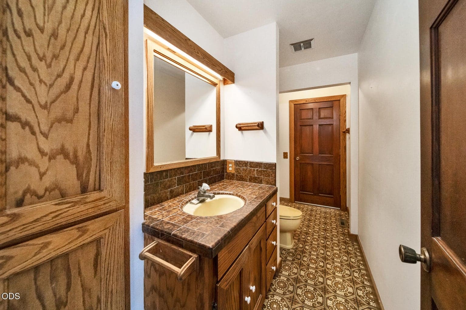 Photo of 2900 NE Barnes Road 28 of 50